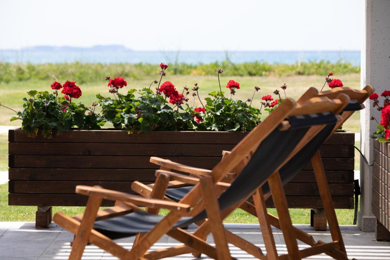 Thalassa Suites Almiros Beach Ngoại thất bức ảnh